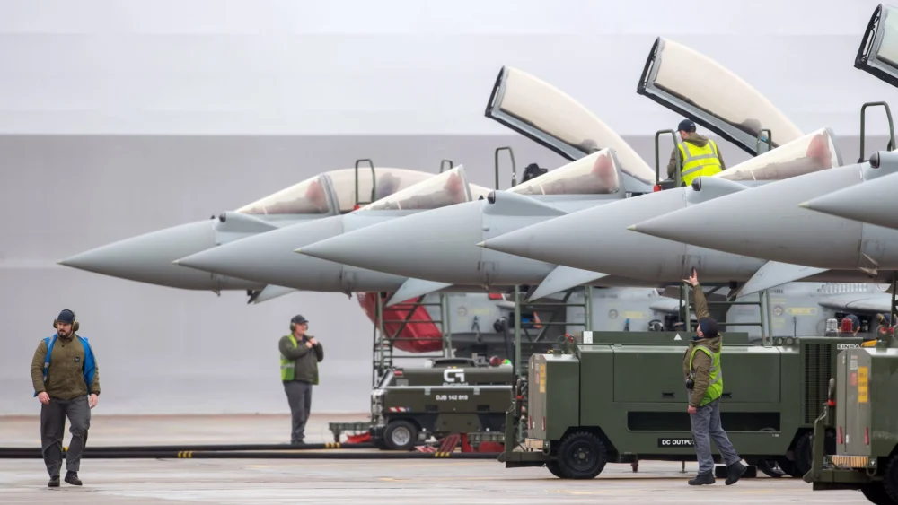 Britain’s Defense Deficit: Navigating the £800 Billion Funding Gap by 2040
