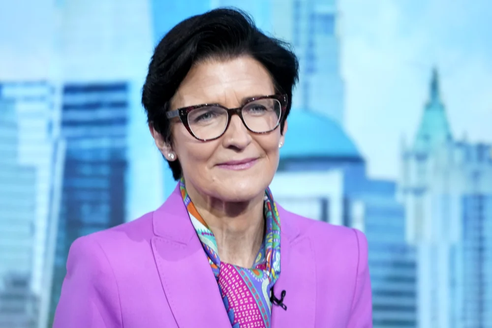 Citigroup Navigates Global Headwinds to Exceed Earnings Estimates as Credit Quality Stabilizes