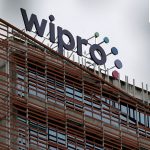 Indian IT Services: Mid-Tier Players Outmaneuver Giants in a Challenging Quarter, Signaling Sectoral Realignments