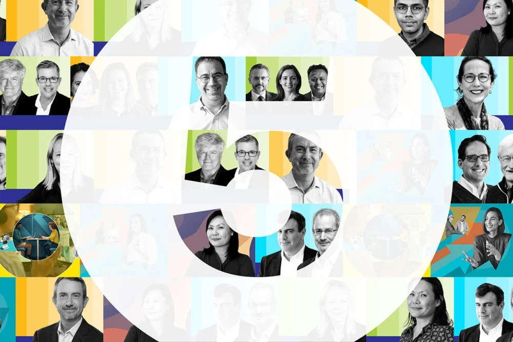Leadership in Flux: Navigating the AI Revolution and Hybrid Work Paradigms in the Global Economy.