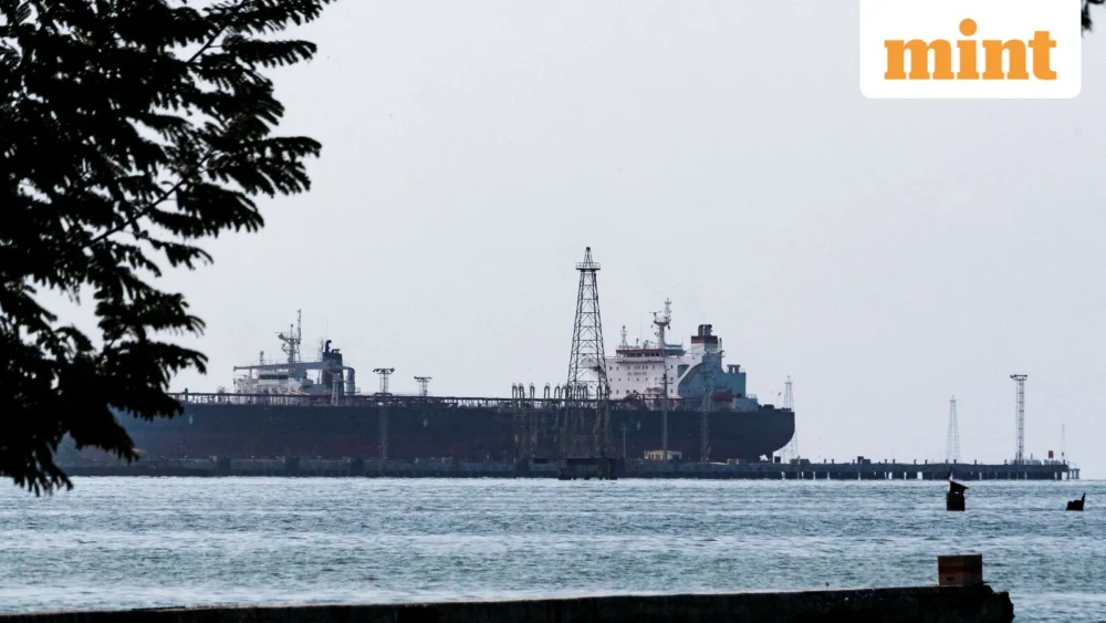 The Shadow Fleet’s Ascendance: Redrawing the Global Map of Crude Oil Trade Amidst Sanctions.