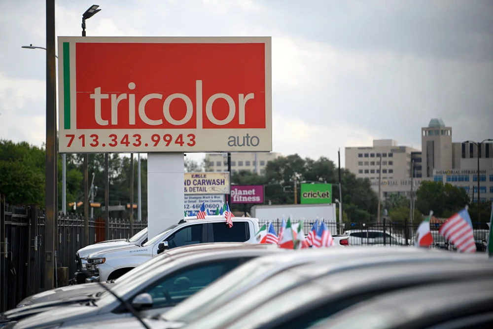 The Unraveling of Tricolor: Allegations of Systematic Fraud and Executive Self-Dealing Amidst a Subprime Auto Crisis.