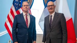 Transatlantic Tensions Escalate as France Links Greenland’s Sovereignty to the Future of EU-US Trade Relations