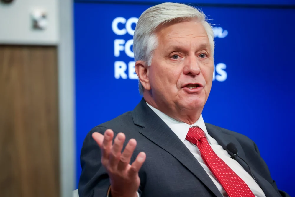 Trump’s Search for Federal Reserve Leadership Intensifies as Christopher Waller Emerges as a Formidable Contender Amid Shifting Economic Priorities.