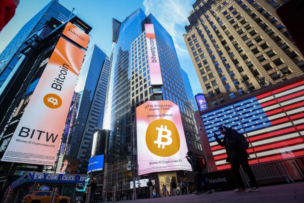 Global Economic Uncertainty and Institutional Retreat Drive Bitcoin Toward Critical Support Levels