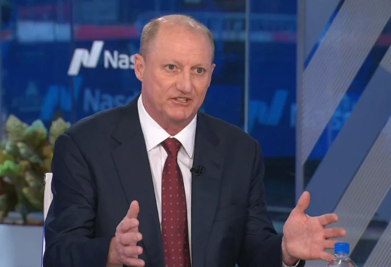 Continuity and Conviction: Greg Abel Charts a Post-Buffett Future for Berkshire Hathaway