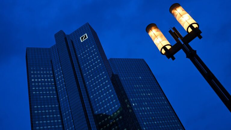 Deutsche Bank Faces Massive £600 Million Legal Challenge from Former Executives Over Italian Derivative Scandal