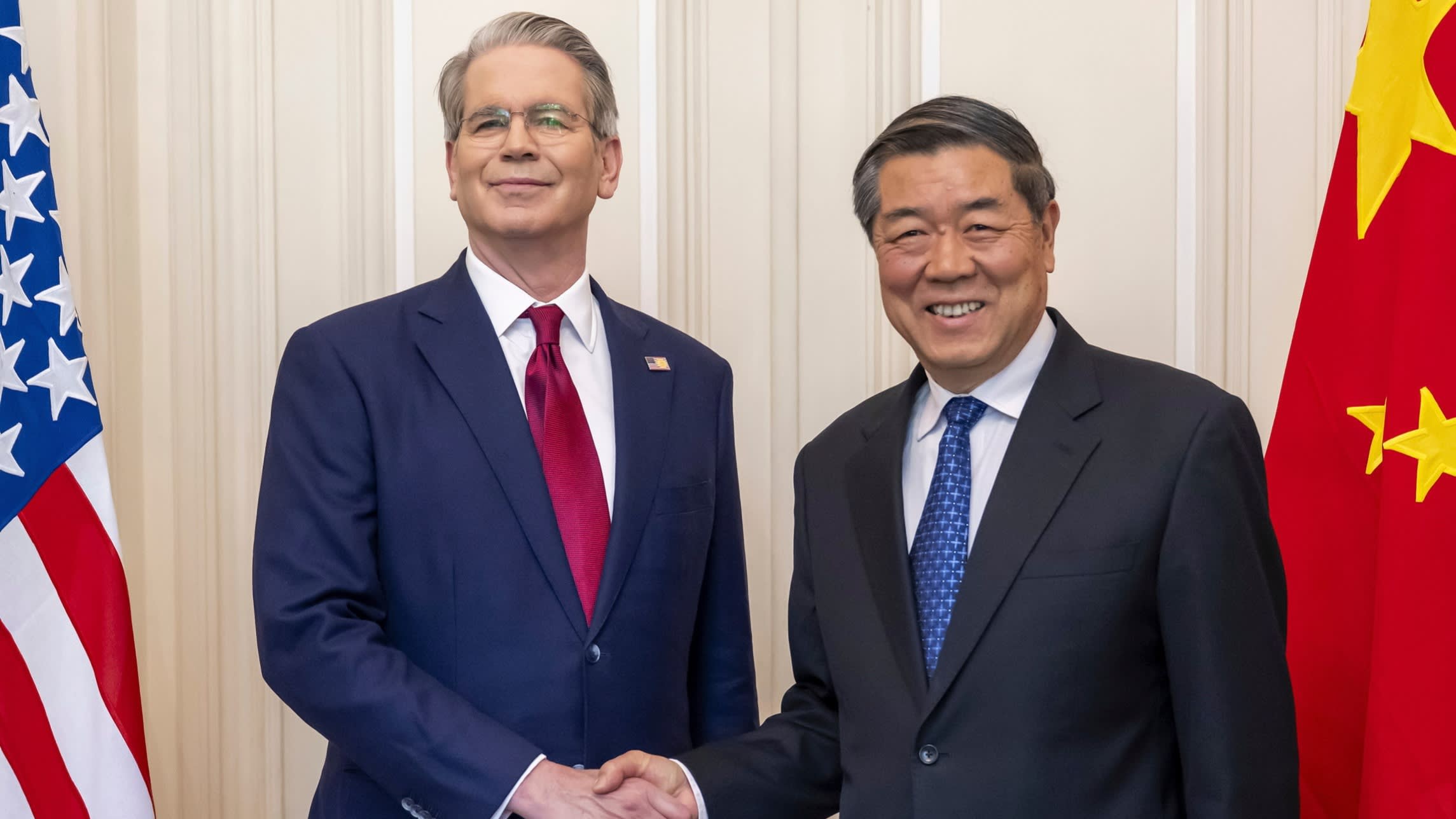 Diplomatic Brinkmanship and Market Volatility: The Economic Implications of a Postponed US-China Presidential Summit