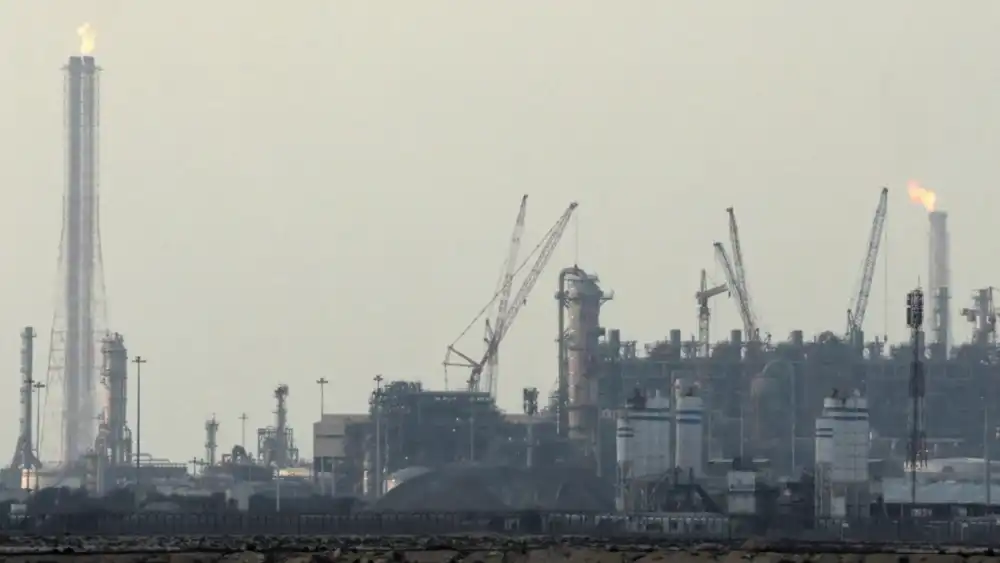 Escalating Geopolitical Tensions in the Middle East Trigger Global Market Retreat as Investors Weigh Inflationary Risks and Regional Instability.