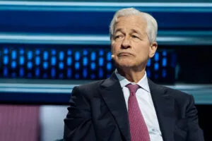 JPMorgan Chase Tightens Credit Lines to Private Lenders as Artificial Intelligence Disruption Reshapes Software Valuations.