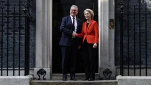 Navigating the Post-Brexit Labyrinth: Why Keir Starmer Faces Mounting Pressure to Soften Red Lines on EU Integration