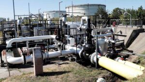 The Energy Dilemma: Zelenskyy’s Strategic Push for a Comprehensive European Embargo on Russian Crude