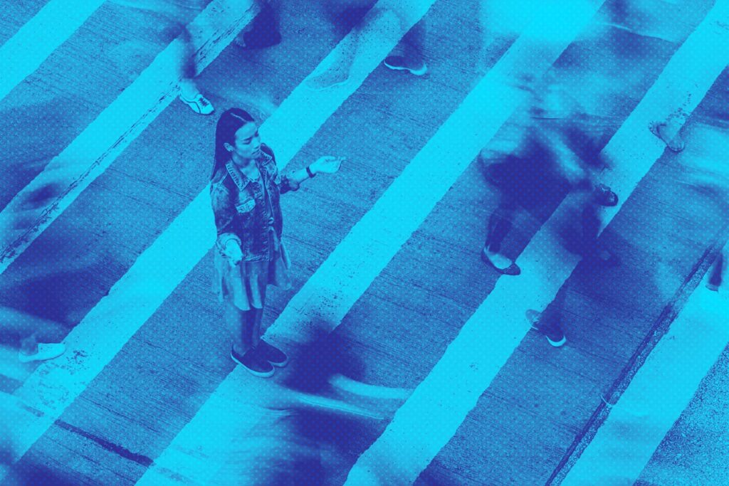 The Unseen Dynamics of Knowledge Acquisition: Optimizing External Hires for Corporate Innovation