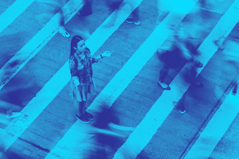 The Unseen Dynamics of Knowledge Acquisition: Optimizing External Hires for Corporate Innovation