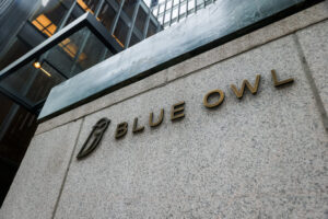 Blue Owl Capital Implements Redemption Gates as Artificial Intelligence Concerns Spark Liquidity Pressure in Private Credit Portfolios.