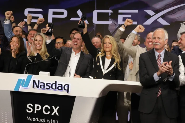 Beyond the Launchpad: Why the Structural Integration of SpaceX into Global Indices Marks a New Era for Capital Markets