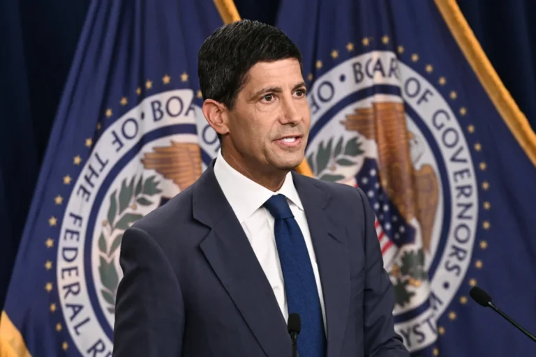 Navigating the Discord: The Warsh Federal Reserve Faces a Credibility Crucial Point Amid Rising Dissents and Market Volatility