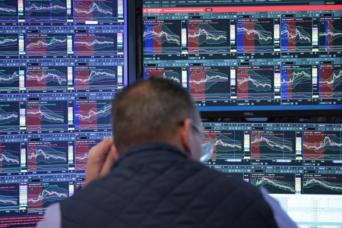 The Evolution of Fixed Income: Why CLO ETFs are Capturing Institutional and Retail Interest Amidst Macro Volatility